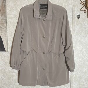 Colebrook & Co Women's Beige Trench Coat size M